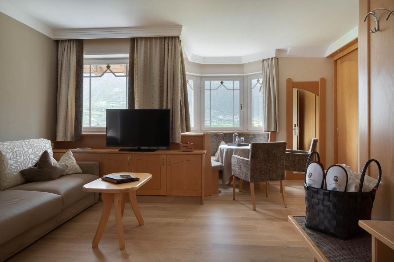 Hotel Burggraeflerhof Мерано Экстерьер фото