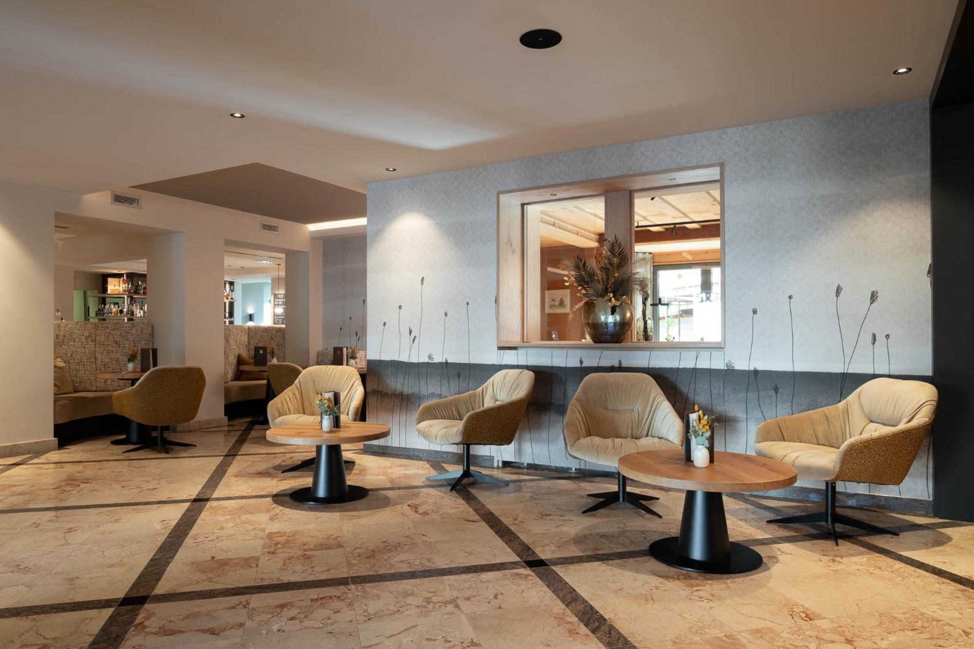 Hotel Burggraeflerhof Мерано Экстерьер фото