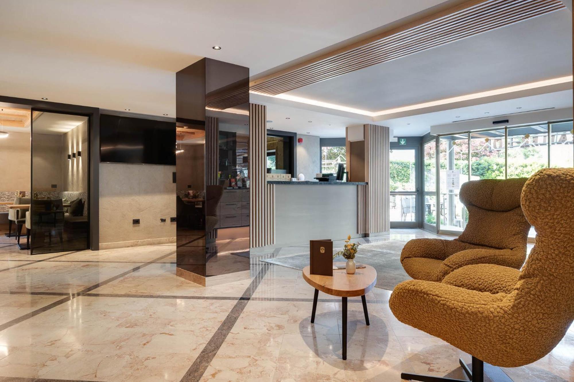 Hotel Burggraeflerhof Мерано Экстерьер фото